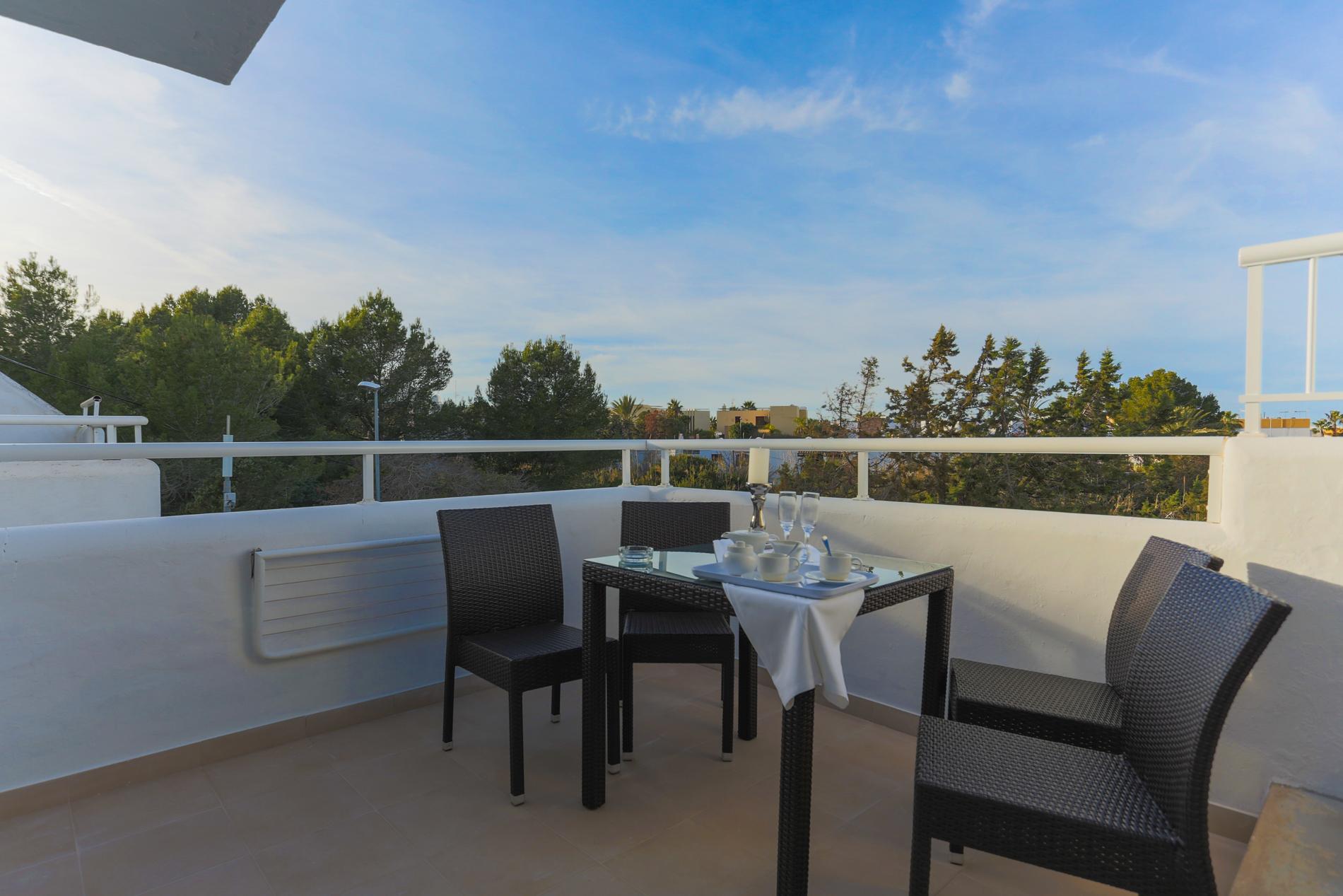 Camelina Suites Сан-Антонио-Абад Экстерьер фото