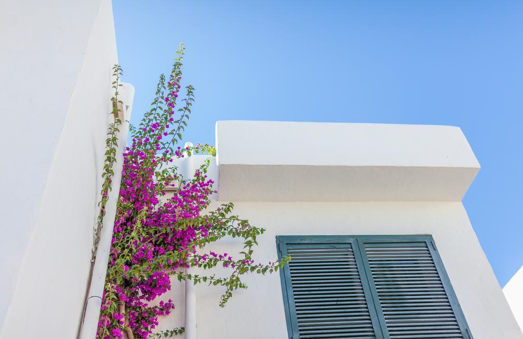 Camelina Suites Сан-Антонио-Абад Экстерьер фото